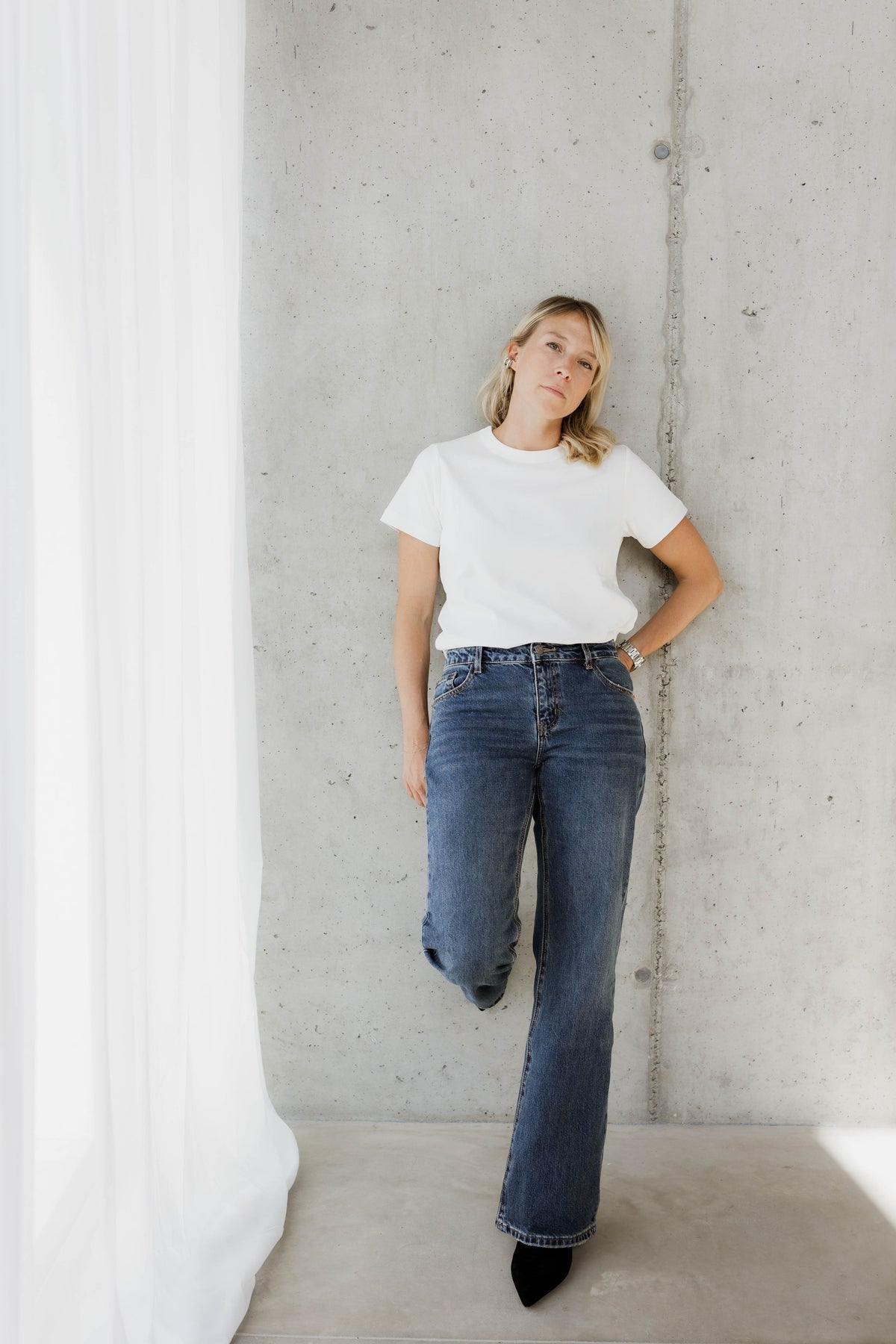 TANIA — LE TAILLE BASSE