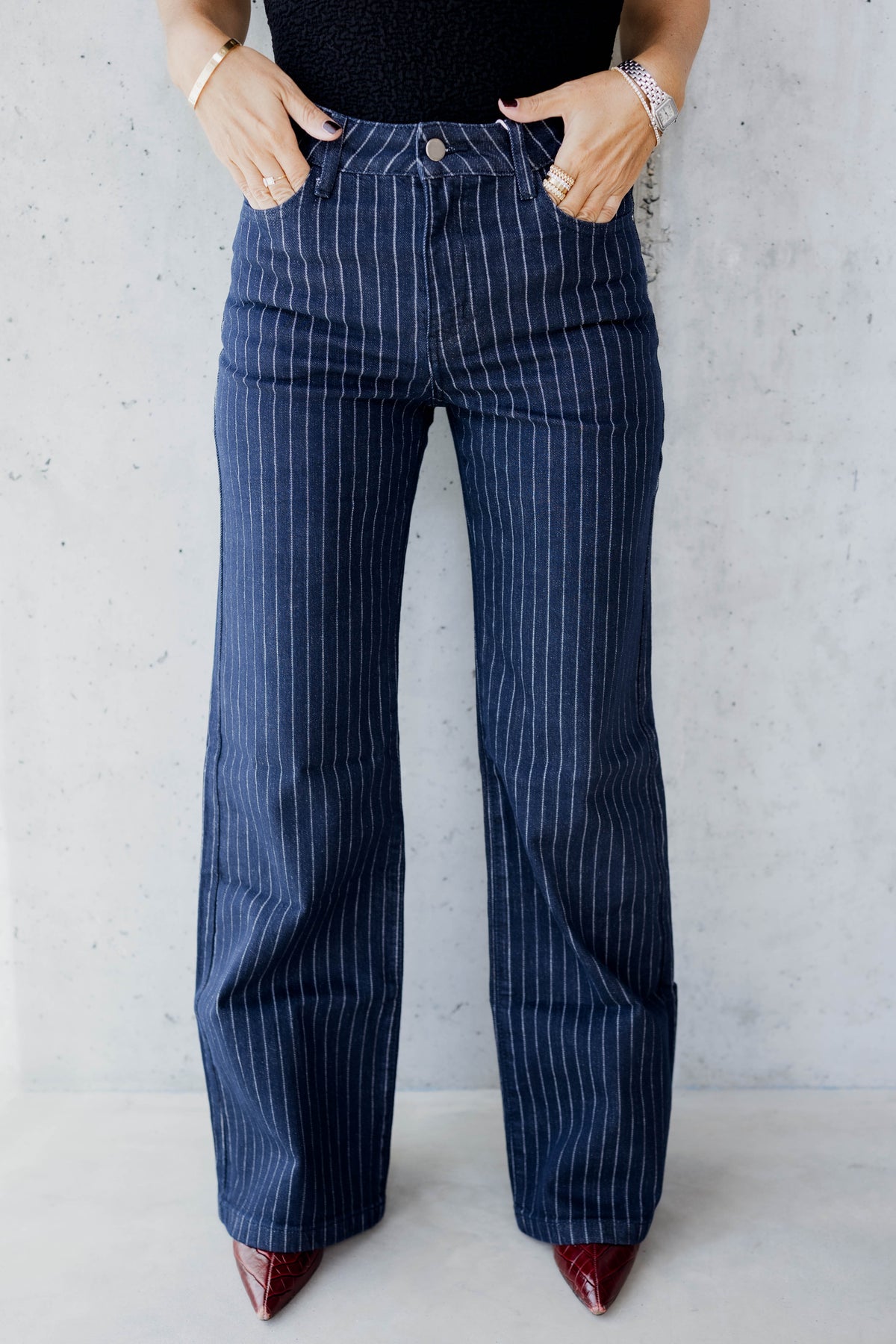 ROSA — LE JEANS RAYÉ