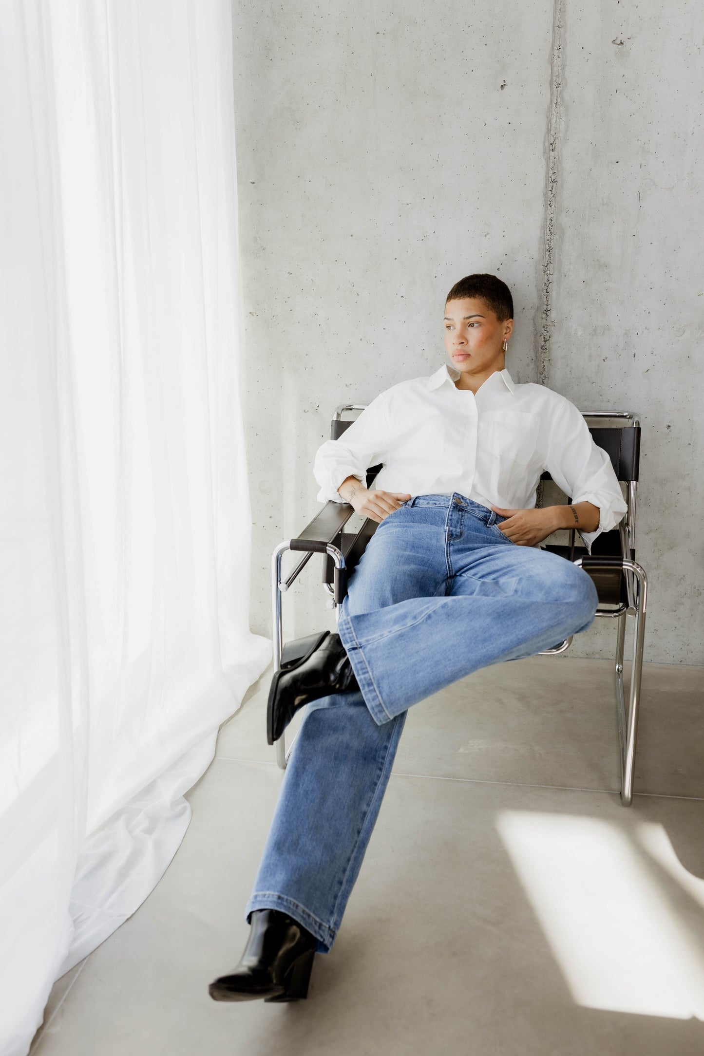 KAT — LE JEANS DE TOUS LES JOURS