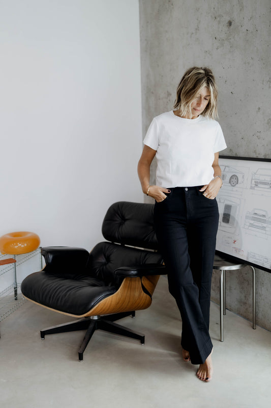 NINA — LE JEANS NOIR ÉVASÉ