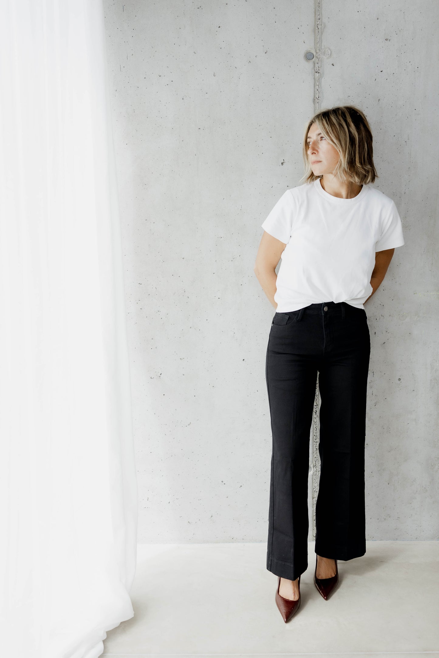 NINA — LE JEANS NOIR ÉVASÉ